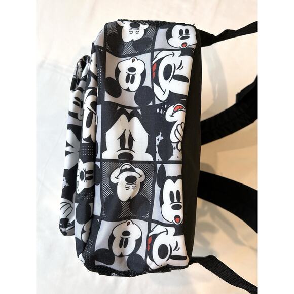 2018 Disney Mickey Mouse Backpack Black‎ White 16” Water Bottle Pockets Kids - Picture 4 of 10
